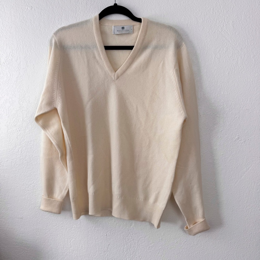 Ballantyne Mens 100% Pure Cashmere V-Neck Sweater Cream White Made in Scotland